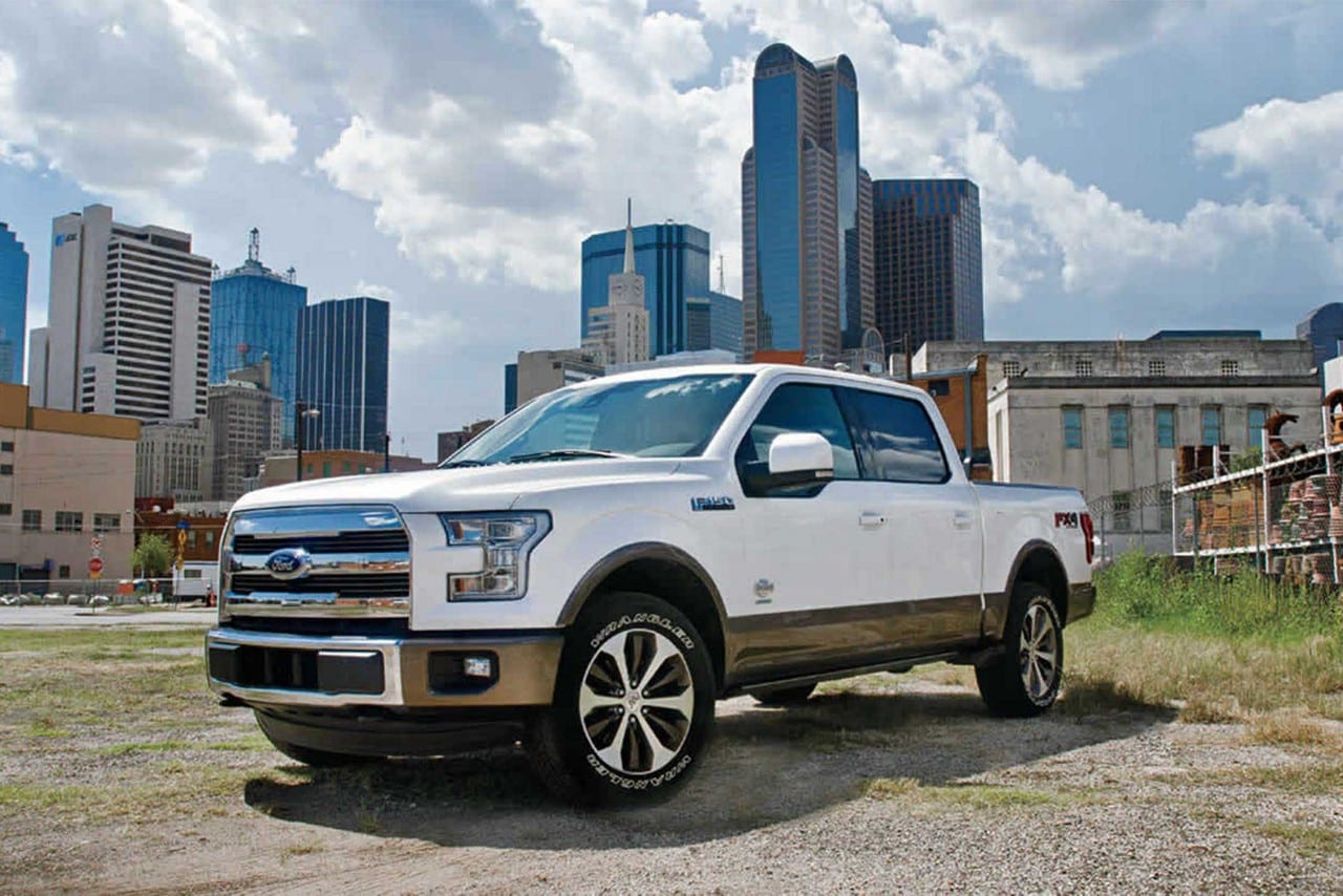 2017 Ford F-150 white color background city hd wallpaper