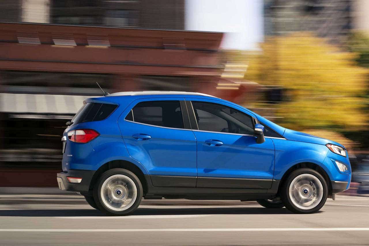 2018 Ford EcoSport blue color side view