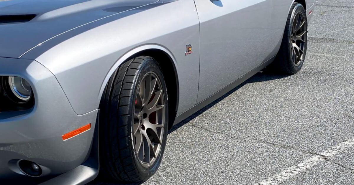 Widest Tires on 2015 Challenger