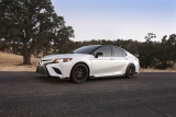 Toyota Camry 2020 LE Features, Price, Interior, and Review