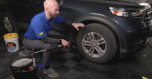 How to Clean Tire Shine off Wheels