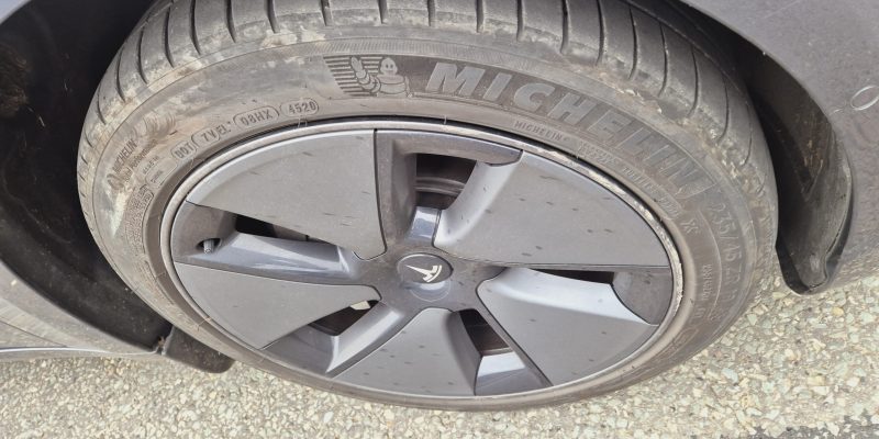 RFID Tags Embedded in Tires Track Them for Life